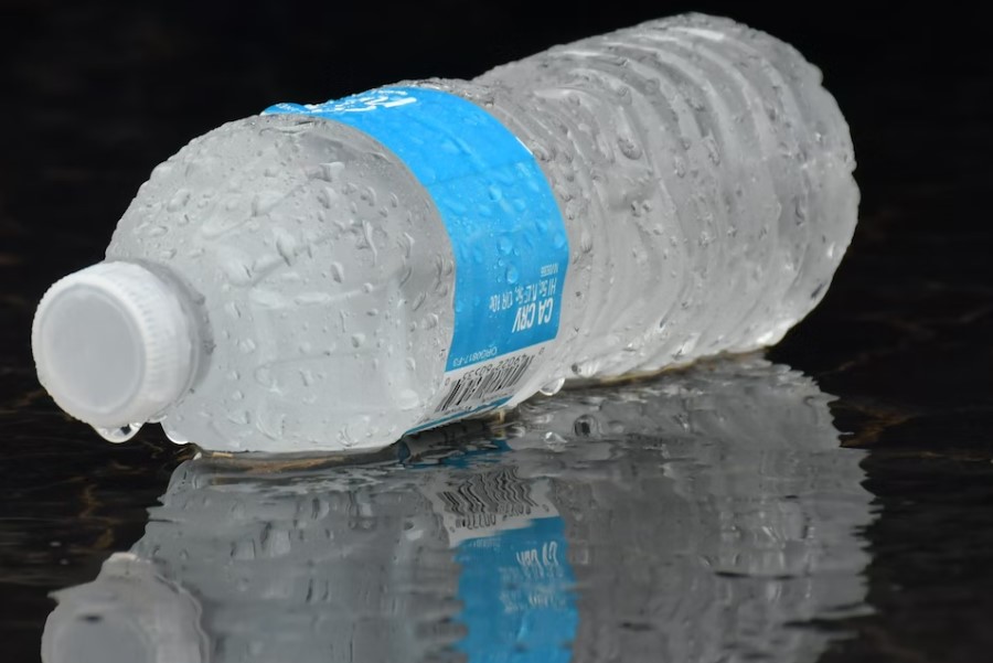 Karsta ūdens pudele